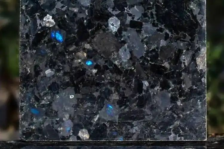 Labradorite Cladding Slabs