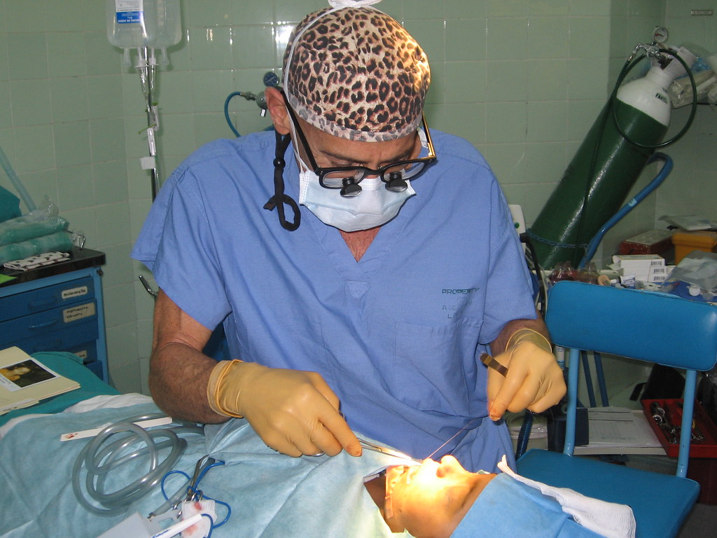 Men’s Plastic Surgeons